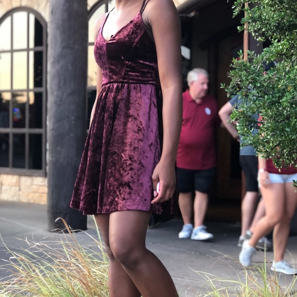 Burgundy dress from forever 21 - Picture 2 of 3